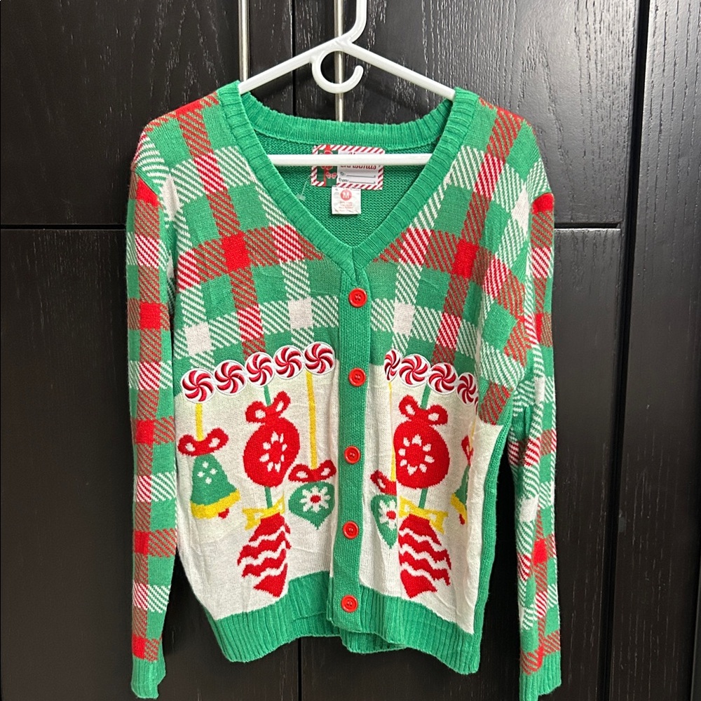 NWOT Festive Green and Red Christmas Sweater- Size Medium